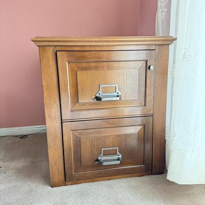 LOT 127F: Wooden Office 2-drawer Filing Cabinet