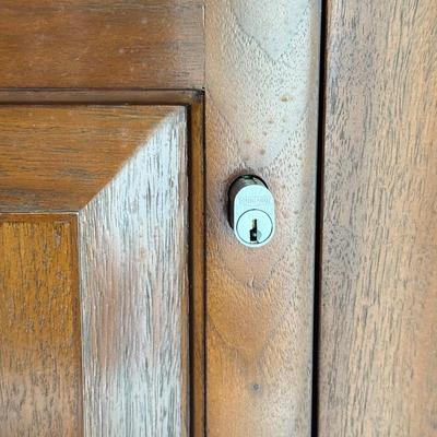 LOT 127F: Wooden Office 2-drawer Filing Cabinet