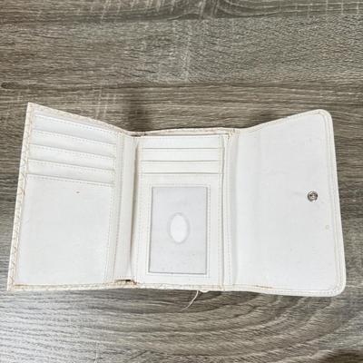 LOT 130F: Liz Claiborne Wallet & Casual Shoulder Bag