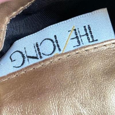 LOT 131F: Southwestern Style Purse & The Icing Purse