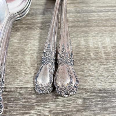 LOT 135K: International Sterling Brocade Silverware Set (1644.6gtw - not including knives)