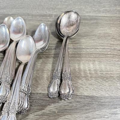 LOT 135K: International Sterling Brocade Silverware Set (1644.6gtw - not including knives)