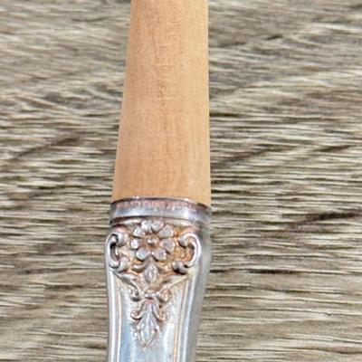 LOT 136K: Vintage Sterling Silver Handle Wooden Serving Utensils (92.0gtw)
