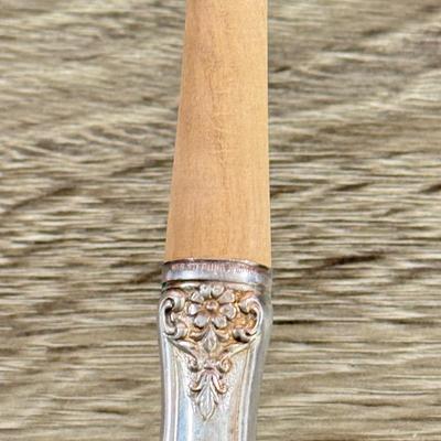 LOT 136K: Vintage Sterling Silver Handle Wooden Serving Utensils (92.0gtw)