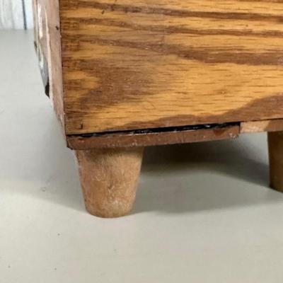 LOT 141B: Vintage Esquire Shoe Valet De Luxe Shoe Shine Box & More