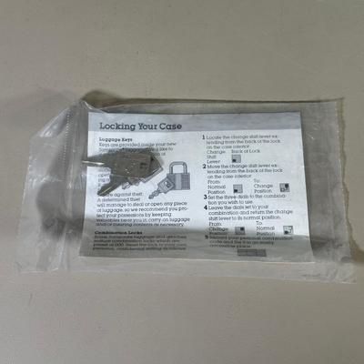 LOT 146B: Vintage Locking Briefcases - Samsonite & More