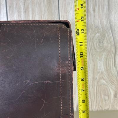 LOT 146B: Vintage Locking Briefcases - Samsonite & More