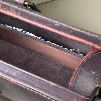 LOT 146B: Vintage Locking Briefcases - Samsonite & More