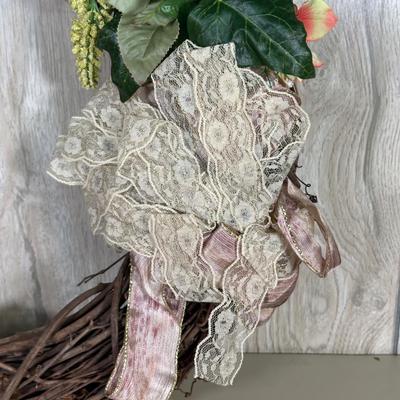 LOT 147B: Collection Of Holiday/Christmas Wreaths