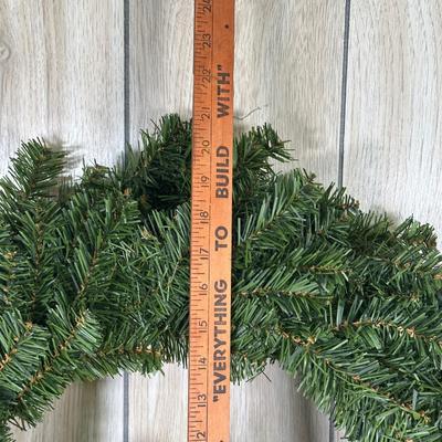 LOT 147B: Collection Of Holiday/Christmas Wreaths