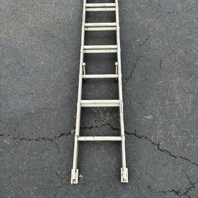 LOT 152G: Adjustable Aluminum Ladder