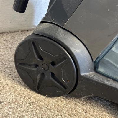 LOT 154G: Bissell Deep Clean Premiere Pet Carpet Cleaner