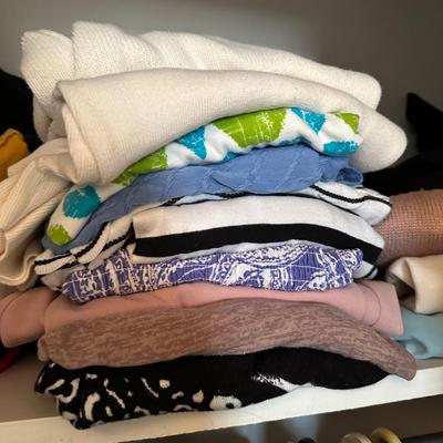 LOT 155H: Closet Clean Out! All contents Included