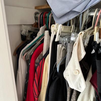 LOT 156X: Women’s Closet Clean Out All Contents Included!