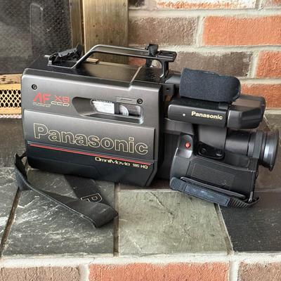 LOT 162F: Vintage Panasonic OmniMovie VHS Video Camera Model PV-420 w/ Hard Shell Case, Operating Instructions & Accessories