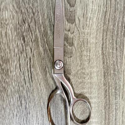 LOT 167K: Vintage Craft Scissors: Wiss & More