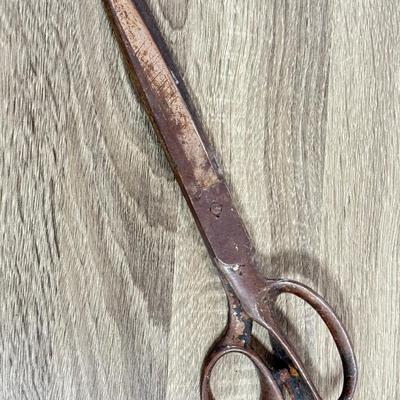 LOT 167K: Vintage Craft Scissors: Wiss & More
