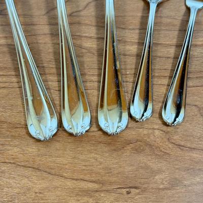 LOT 168K: Gorham 18/8 Stainless Steel Flatware Set