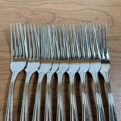 LOT 168K: Gorham 18/8 Stainless Steel Flatware Set