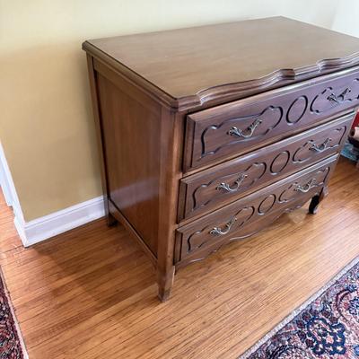 LOT 171L: Vintage Cherry Wood Bachelor's Chest