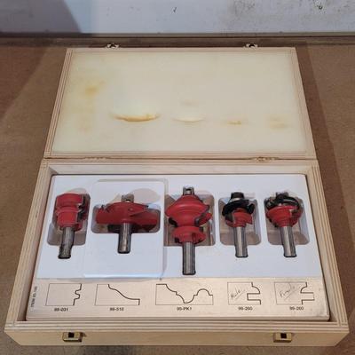 Freud Router and Accessories (WC-EL)