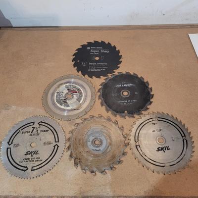 Circular Saw and Blades (WC-EL)