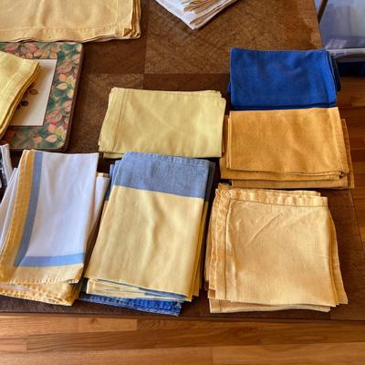 Napkin Rings, Napkins & More (DR-RG)