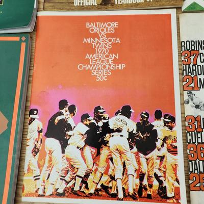 Lot of Baltimore Orioles Yearbooks 1969 1972 1984 2009, 1970 Chapionship & World Series Opening Day Camden Yards