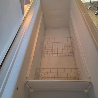 Deep freezer