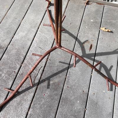 Large Metal Tree Sculpture (FD-RG)