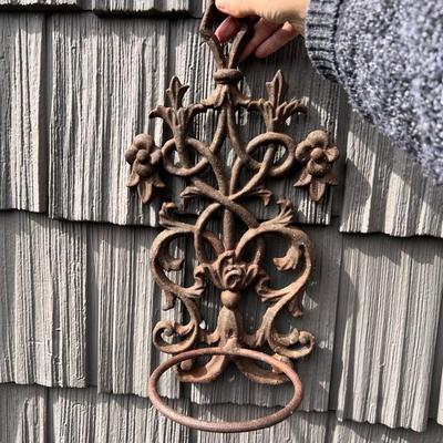 Iron Doormat, Fleur-de-Lis Stakes & More (FD-RG)