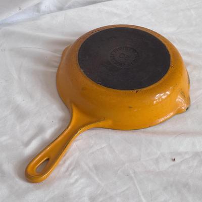 Le Creuset Enameled Cast Iron Skillets (K-DZ)