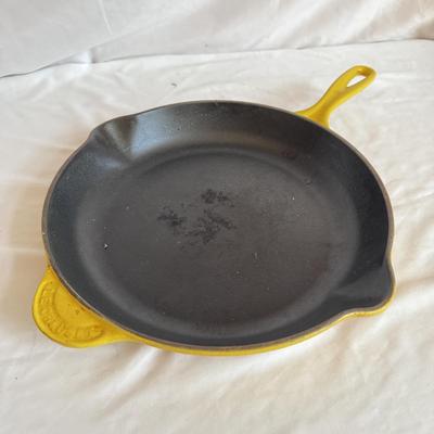 Le Creuset Enameled Cast Iron Skillets (K-DZ)