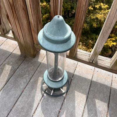 Squirrel Buster Bird Feeders Plus Poles (FD-RG)