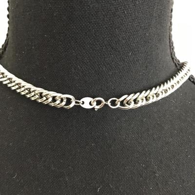 Vintage silver toned chain necklace