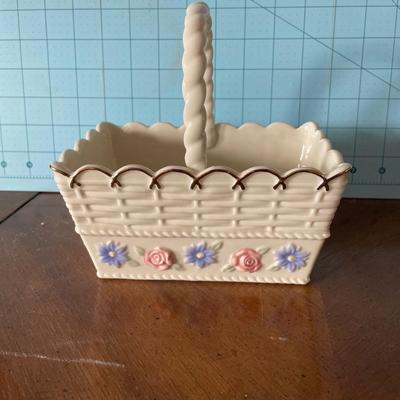 Lennox basket