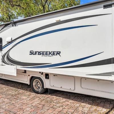 2020 Forest River SUNSEEKER 3270S Class C