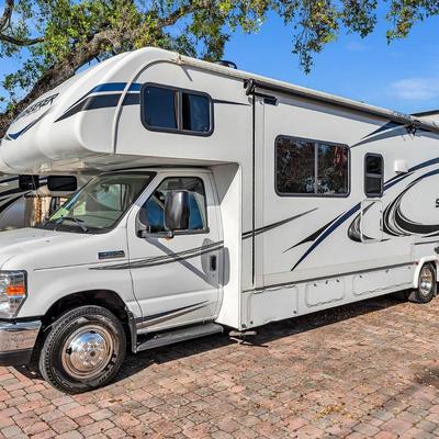 2020 Forest River SUNSEEKER 3270S Class C