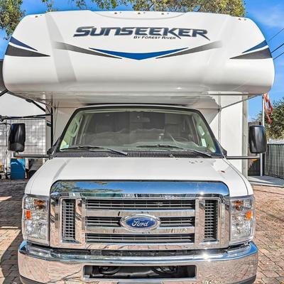 2020 Forest River SUNSEEKER 3270S Class C