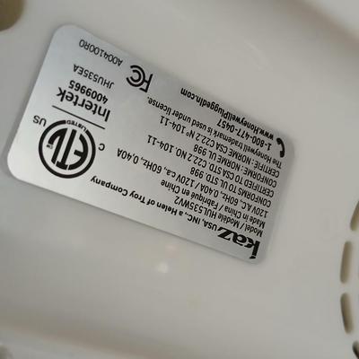 Humidifier, Bath scale, wig with stand, electric hot curlers and other hygiene / hair care items