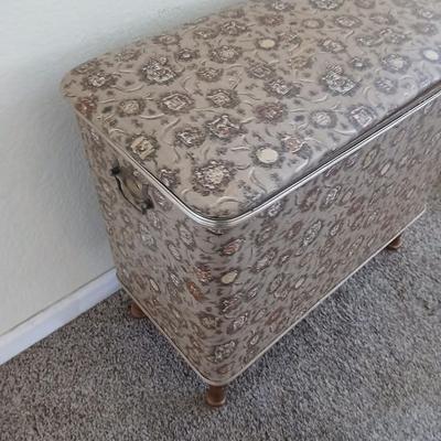Vintage Burlington Hawkeye Mid Century Sewing Box Basket / Hamper with assortment of fabric and sewing patterns