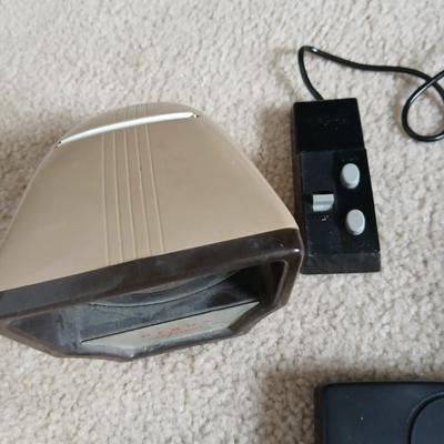 Kodak Carousel 750 Projector with accessories