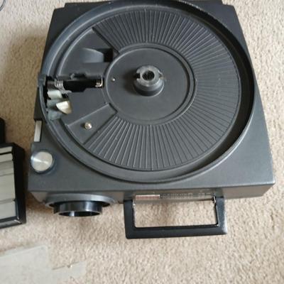 Kodak Carousel 750 Projector with accessories