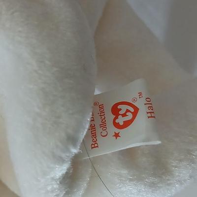Basket of stuffed animals GUND -GANZ - TY - Bearington- and others