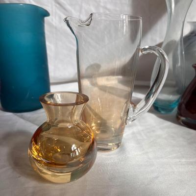 Colorful Glass Pitchers & Vases (P-RG)