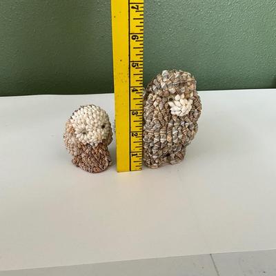 Poodles, seashells
