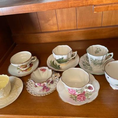 Belteek and other tea cups