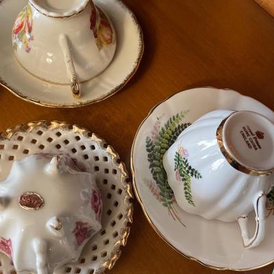 Belteek and other tea cups