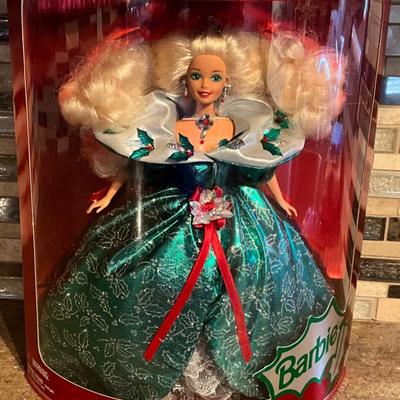 1996 Barbie Happy Holidays Special Edition, Mint/Excellent Unopened