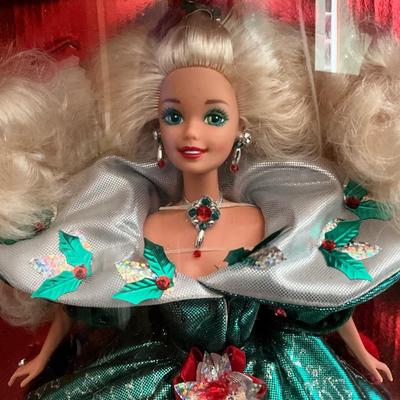 1996 Barbie Happy Holidays Special Edition, Mint/Excellent Unopened